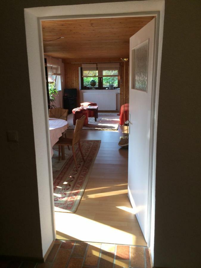 Schones Zimmer In Gimmeldingen/ Konigsbach Neustadt an der Weinstraße Buitenkant foto